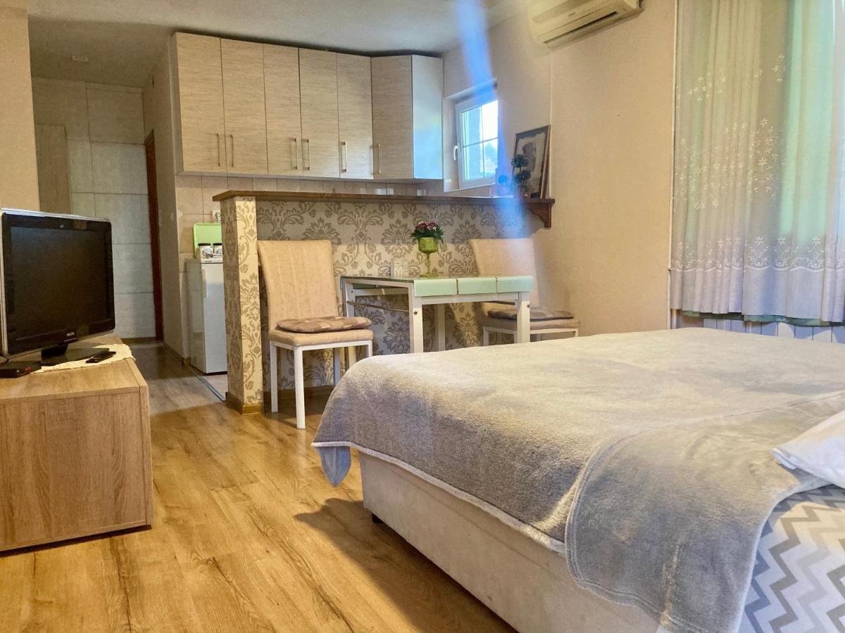 Apartment Milos Belgrad Rum bild