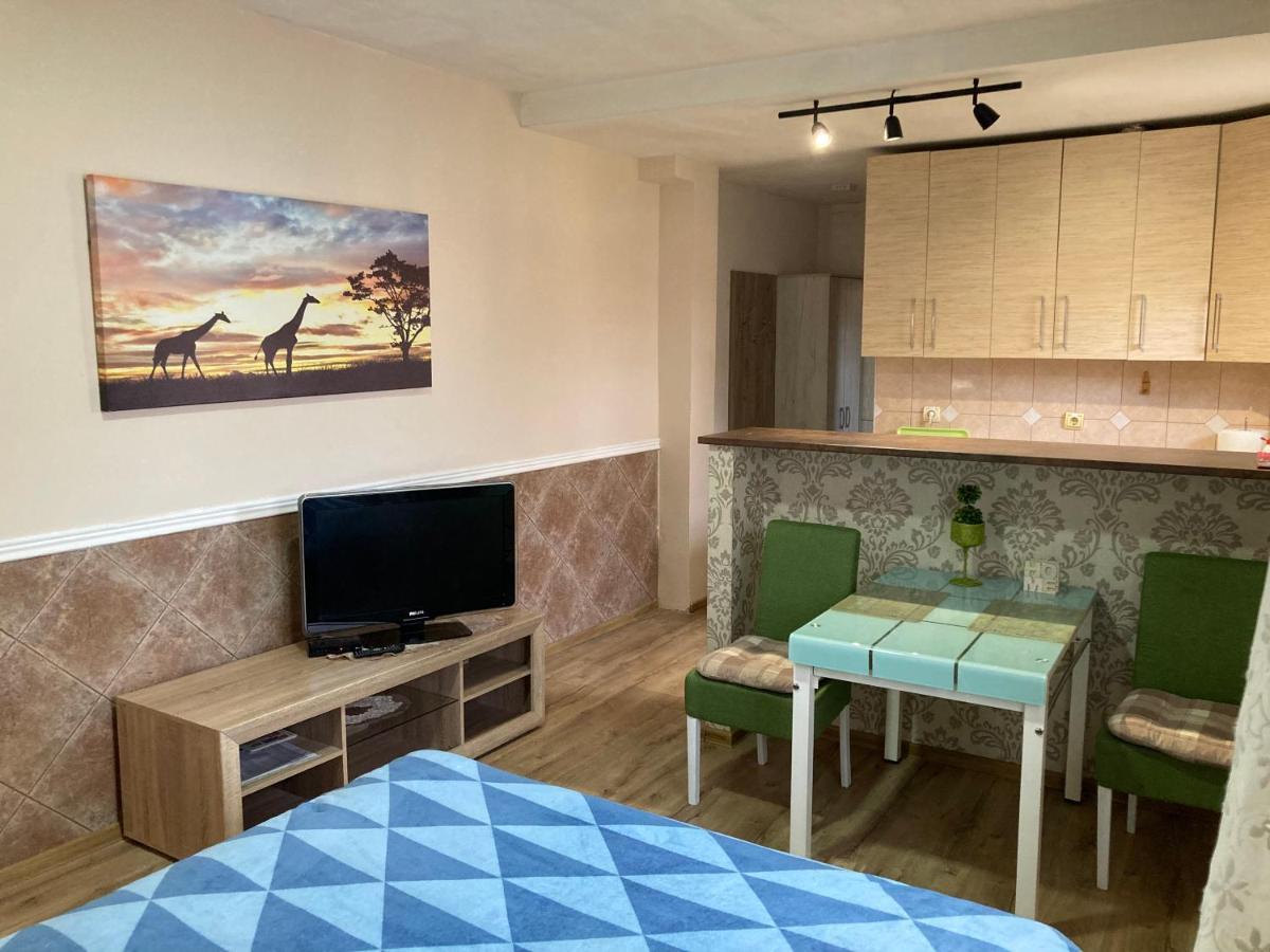 Apartment Milos Belgrad Exteriör bild