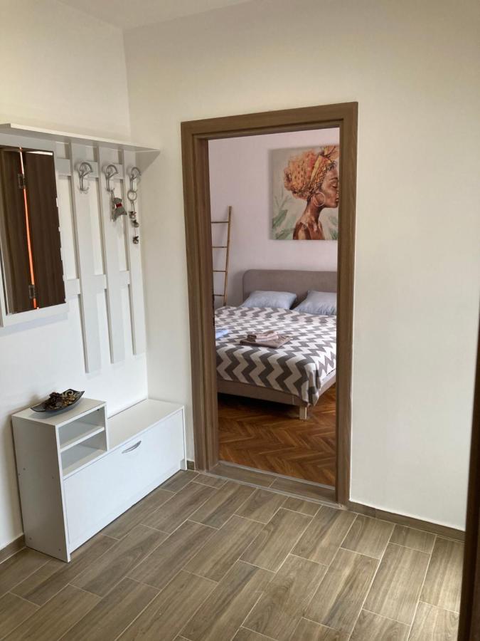 Apartment Milos Belgrad Exteriör bild
