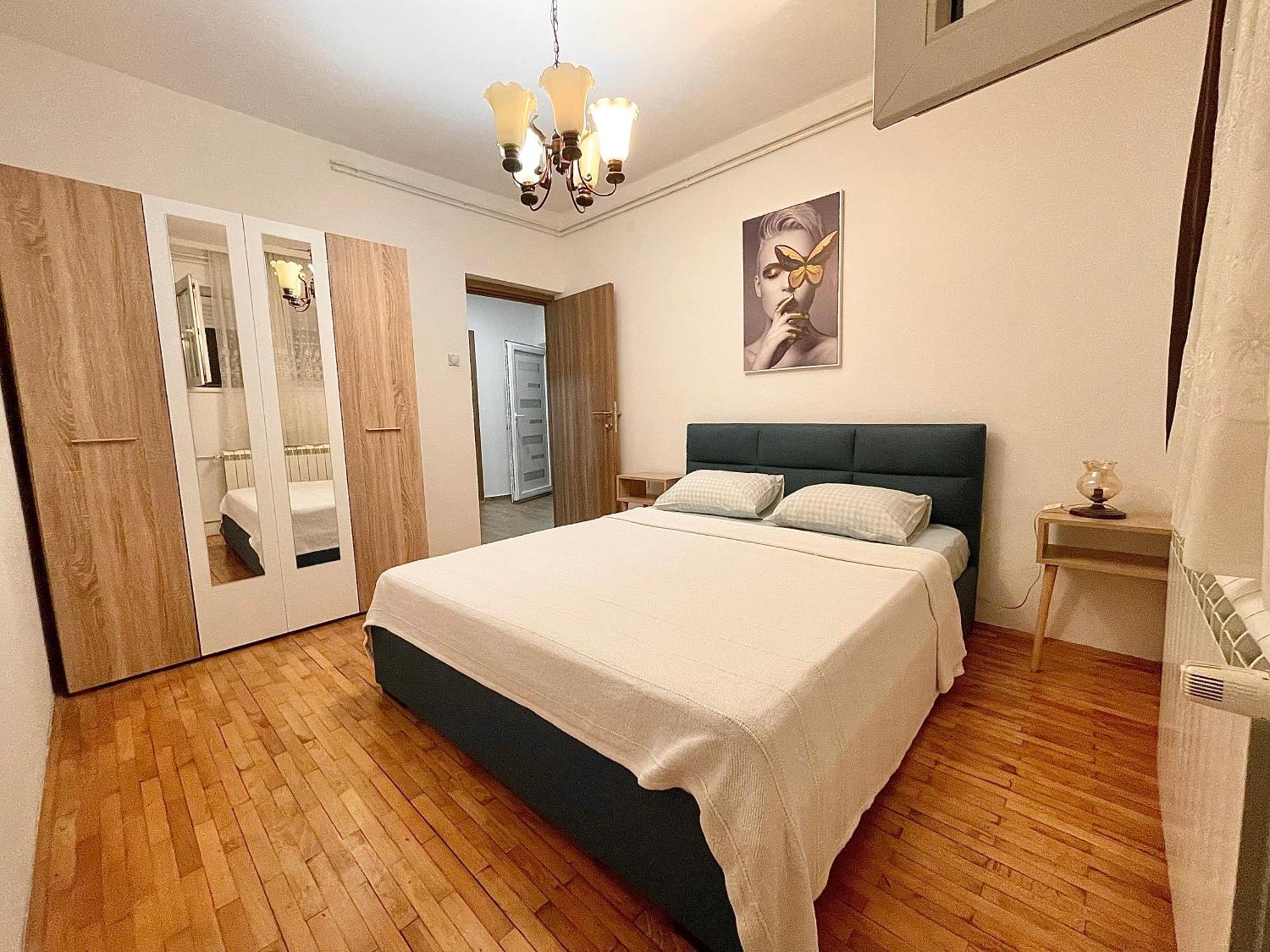 Apartment Milos Belgrad Exteriör bild