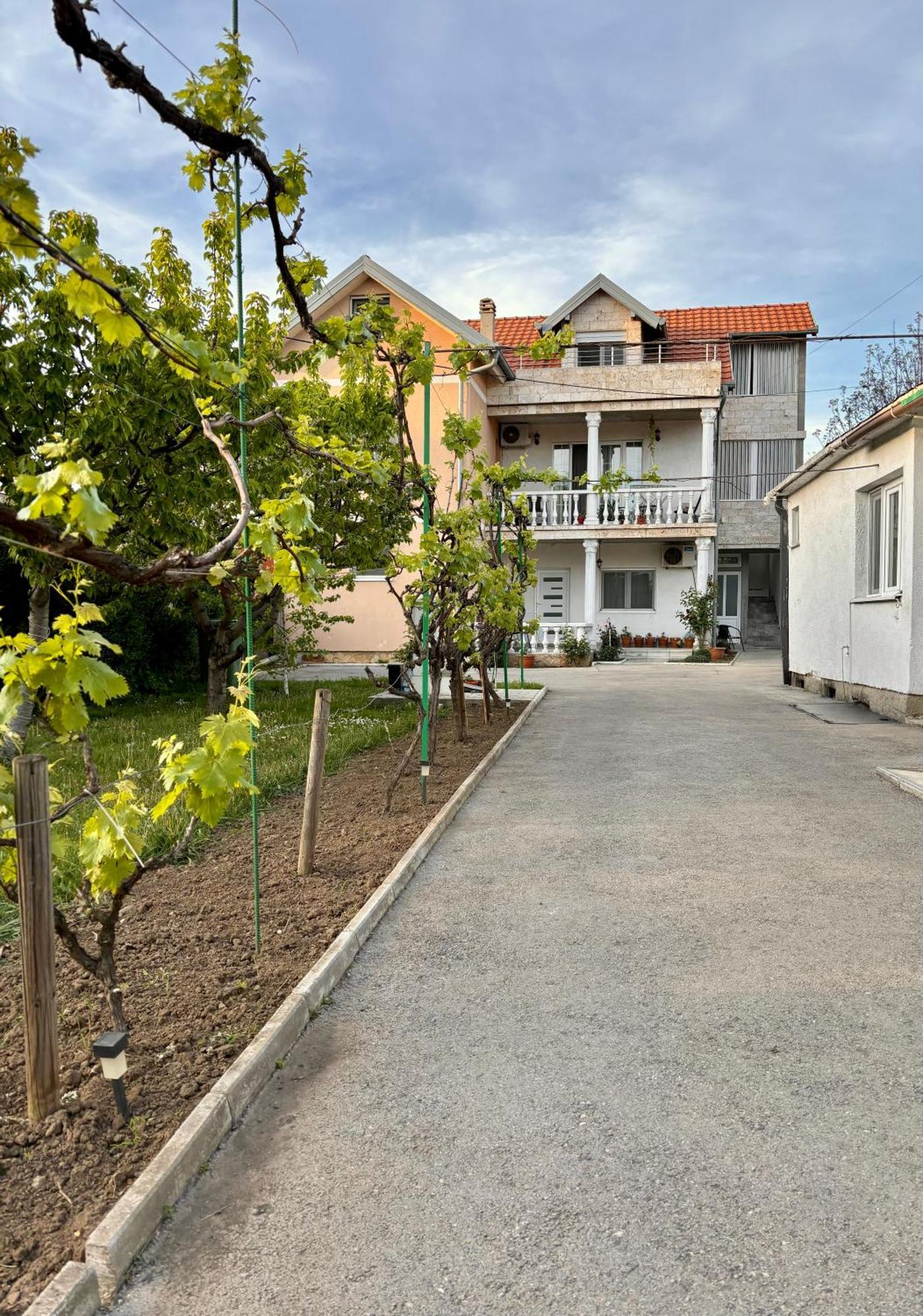 Apartment Milos Belgrad Exteriör bild